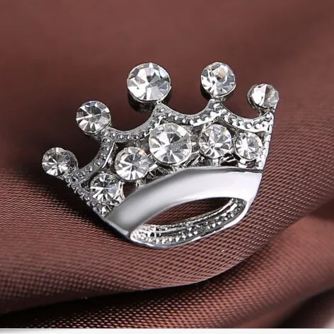 Καρφίτσα Sier Tone Clear Crystal Small Crown Pin B015 με πολύ χαριτωμένες καρφίτσες για κολάρο γυναικών από κράμα, κοσμήματα γάμου και νύφης_voghion.com