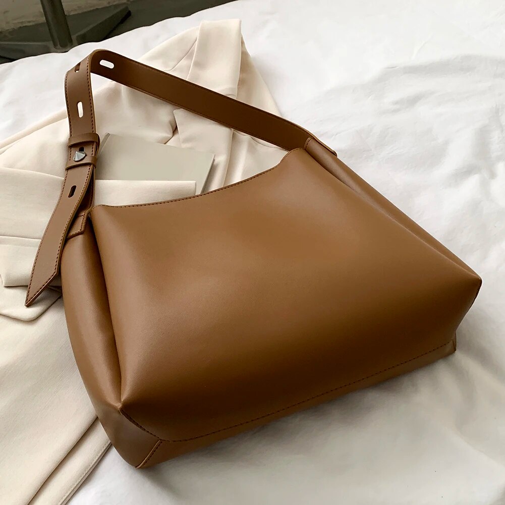 Modna skórzana torba shopper dla kobiet 2023 Tend Female Prosta duża torba na ramię o dużej pojemności Torebki i portfele_voghion.com