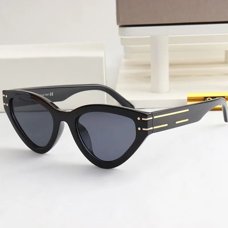Herren Sonnenbrillen klassische neue Brille Mode rotes Netzauge Ins gleicher Katzenstil und Damen klassischer Grandmaster T3007 28 Gold_voghion.com