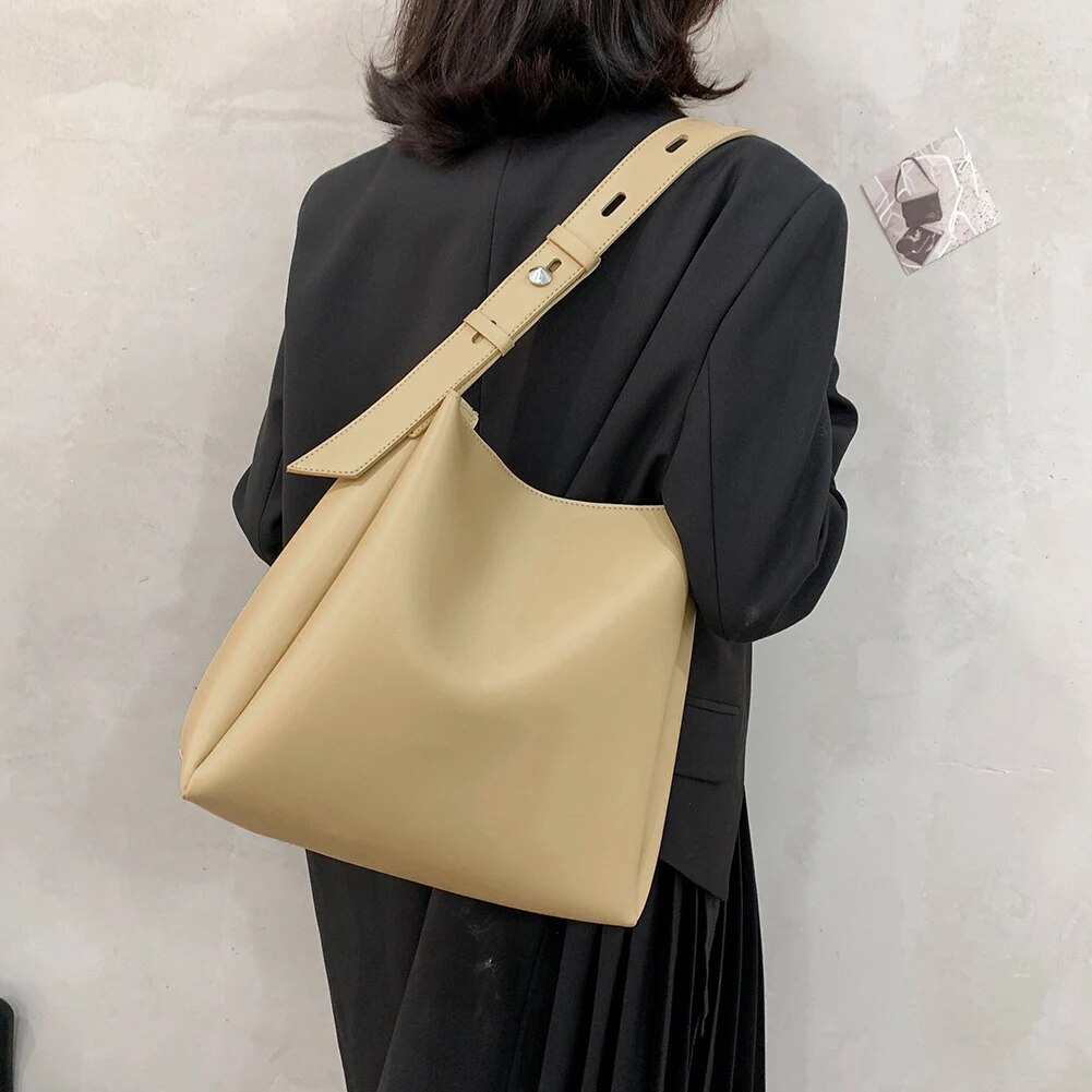 Modna skórzana torba shopper dla kobiet 2023 Tend Female Prosta duża torba na ramię o dużej pojemności Torebki i portfele_voghion.com