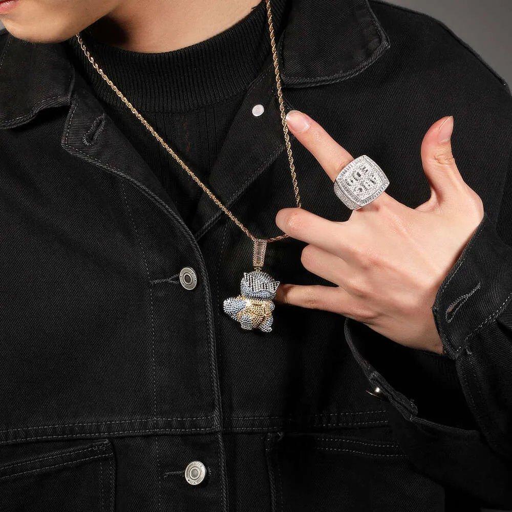 Collana con ciondolo a forma di tartaruga Jeannie dei cartoni animati hip hop, con ciondolo a forma di catena e personalità, con diamanti taglio brillante, in oro e argento sterling._voghion.com