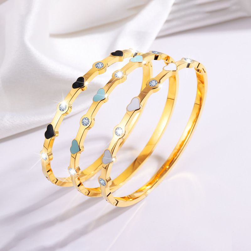 Accesorios de joyería Pulsera de acero inoxidable con forma de corazón y gota de aceite para niñas, de alta gama y a la moda, combina con todo._voghion.com