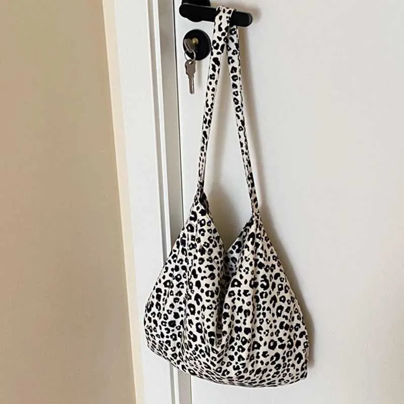 Fashion Canvas Female Handbag Tote Large Capacity Underarm Bag Vintage Leopard Pattern Shoulder Shopping Ba241128_voghion.com