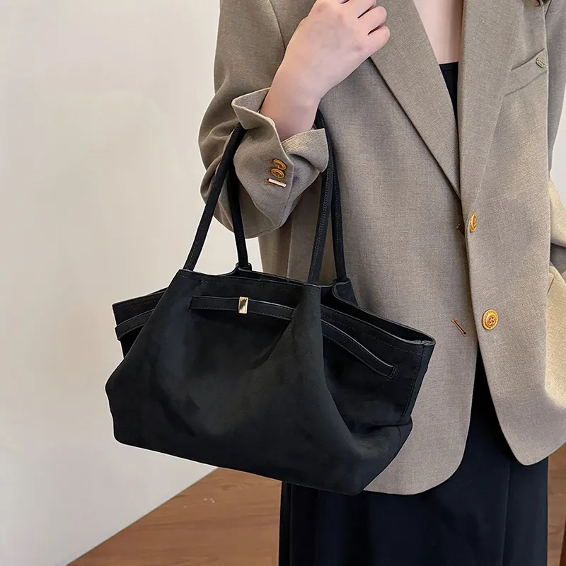 trendy Fashionable And Retro Dumpling - Shaped Bag Large - Sized High - End Under - Arm Single - Shoulder Bag Daily Commuting Bag Tote Bag Tote Bag_voghion.com