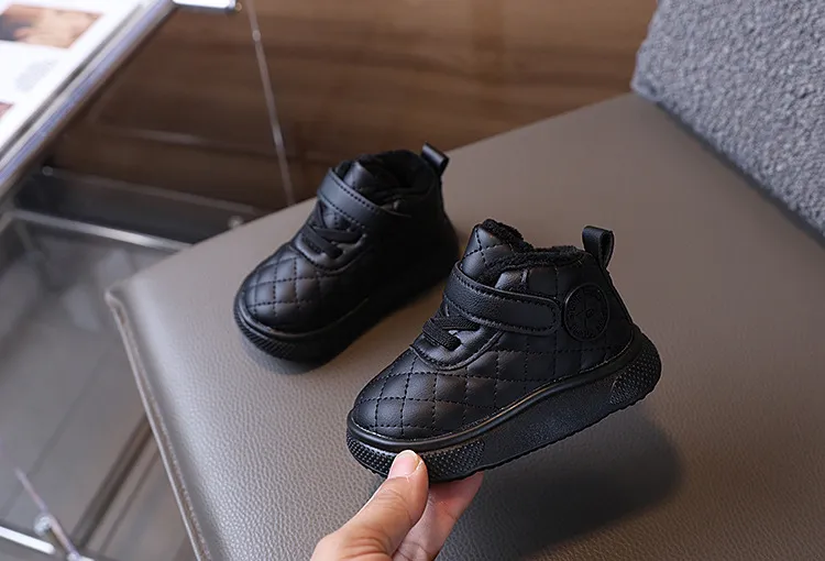 Littlesprouts Baumwollstiefel für Kinder, warm, für den Winter, neue Plüschstiefel für Jungen und Mädchen, verdickte weiche Sohle, rutschfeste Kleinkinderschuhe, Größe 16–26_voghion.com