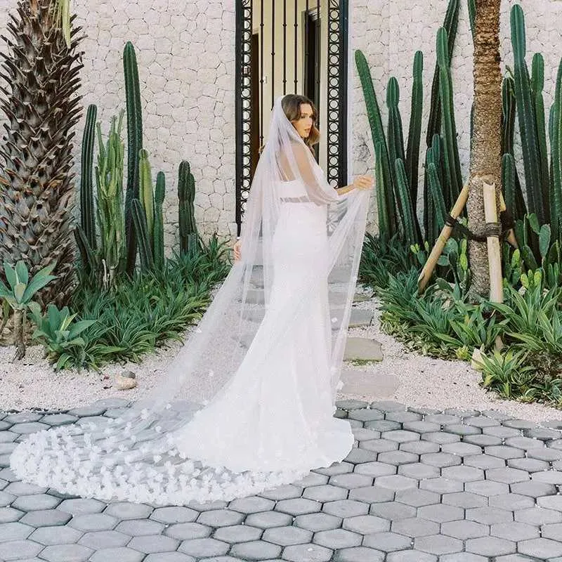 Haarschmuck Stoffblumen Verstreute Blumenapplikation Hochzeitsschleier 3D Organza Blume Braut Illusion 1 Ebene Mit Kamm_voghion.com