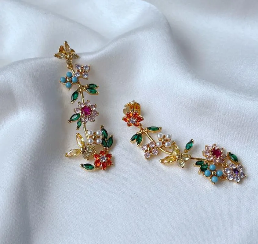 Orecchini di collana stile campagna alla moda per donne ragazze Farfalla fresca e carina Quattro fiori intarsiati Zirconi colorati_voghion.com