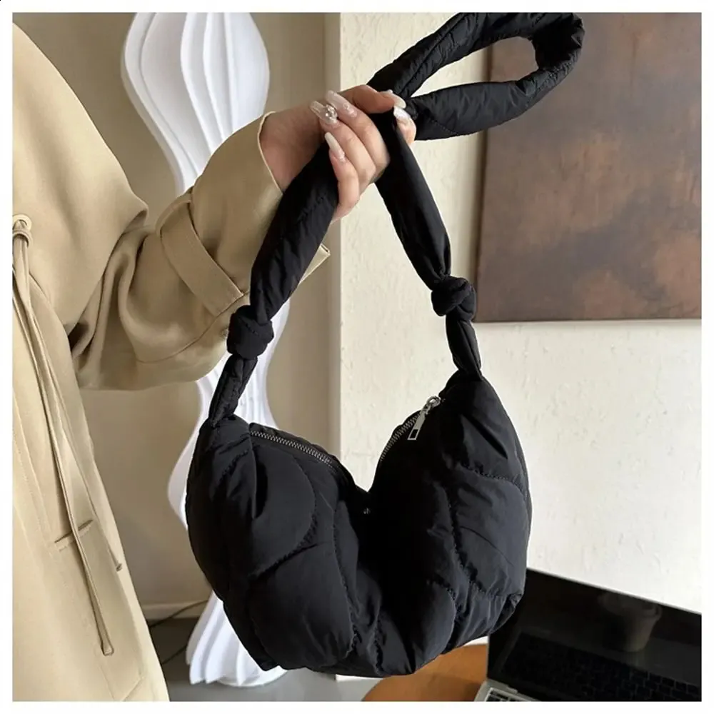 Large Capacity Quilted Shoulder Bag Women Puffy Padded Handbag_voghion.com
