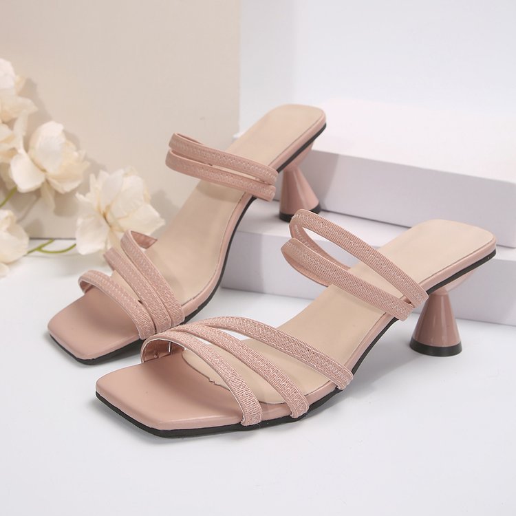 Nouvelles pantoufles à talons hauts et bout carré pour femmes, avec fines brides, pour chaussures d'extérieur tendance_voghion.com