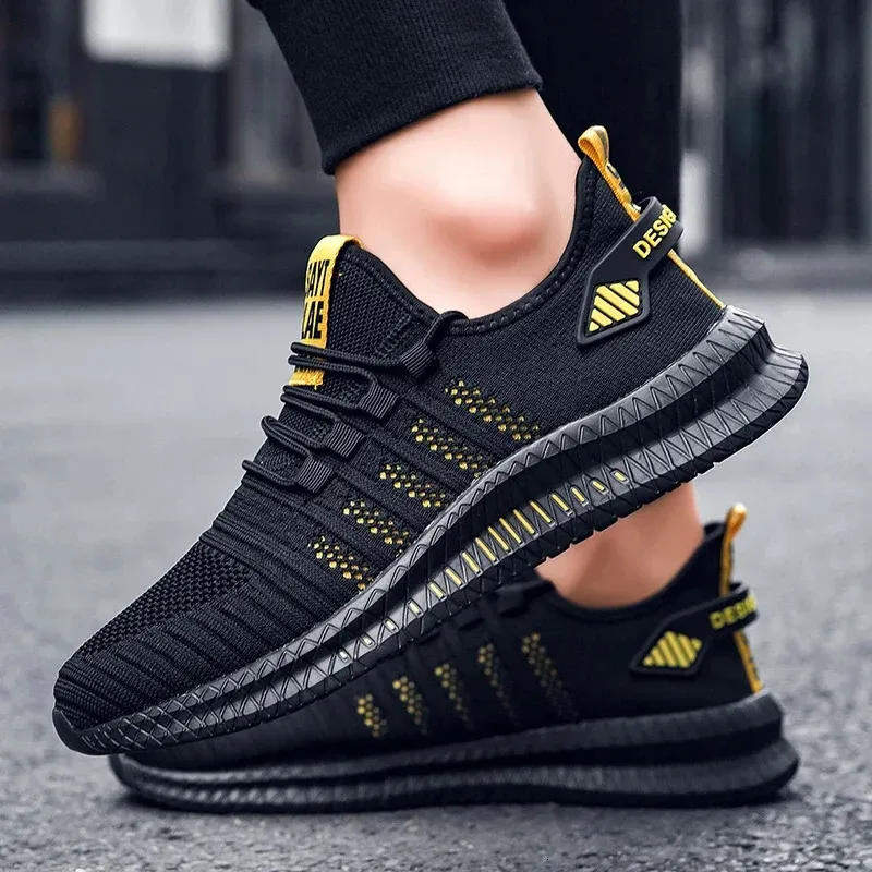 Men's Lightweight Running Shoes For Walking Breathable Lace-up_voghion.com