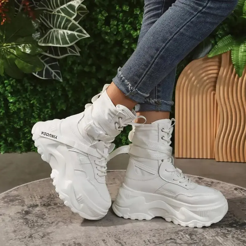 Bottines de moto blanches à plateforme épaisse pour femmes, chaussures vulcanisées à lacets et à boucle, à la mode, pour l'automne_voghion.com