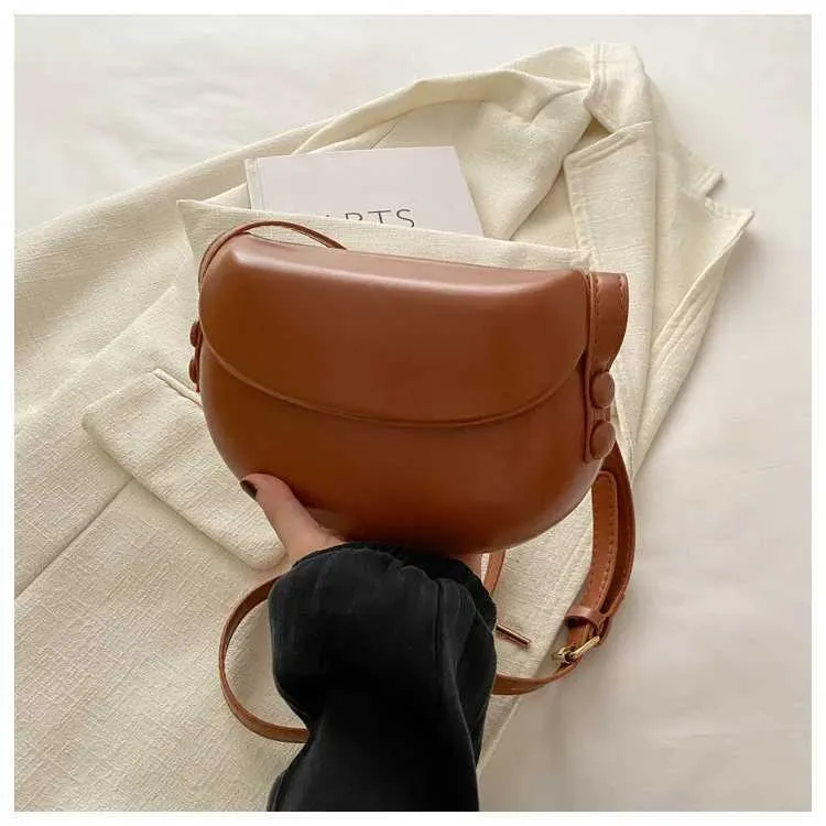 Saddle Bag Crossbody Bag For Women Solid Colour Pu Leather Clutch_voghion.com