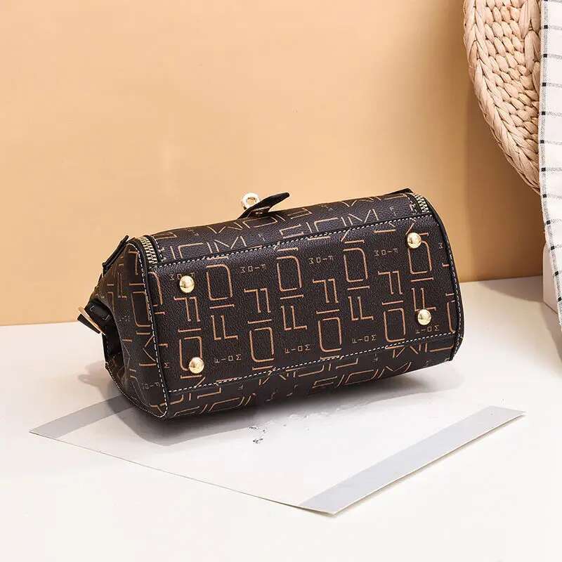 leather Texture 2025 Summer New, Network Well-known Hundred Crossbody Women's Printed Shoulder Bag, Small_voghion.com