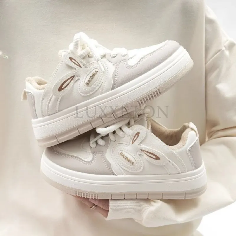 Cartoon Decoration Thick Soled Round Toe College Style Low Cut Skateboard with Mesh Breathable Comfortable Sports Shoes_ecoleips.com