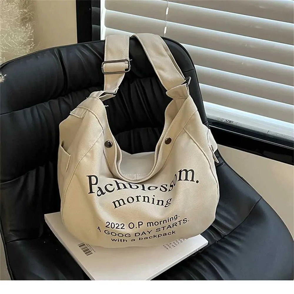 Letter Printed Canvas Single Shoulder Bag Student Large Capacity Messenger Tote Bags Solid Leisure Handbag Shopper_voghion.com