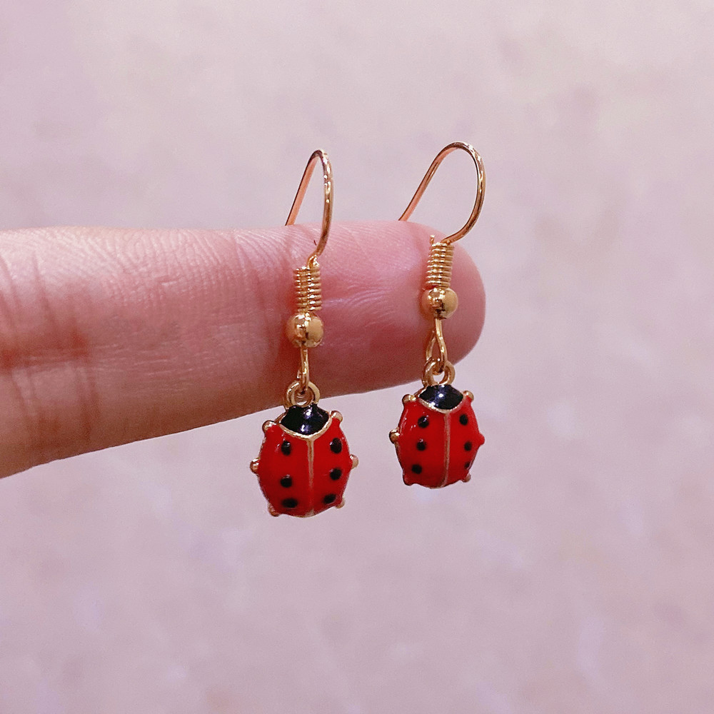 Red Ladybug Hoop Earrings Asymmetrical Design Jewelry Set_voghion.com
