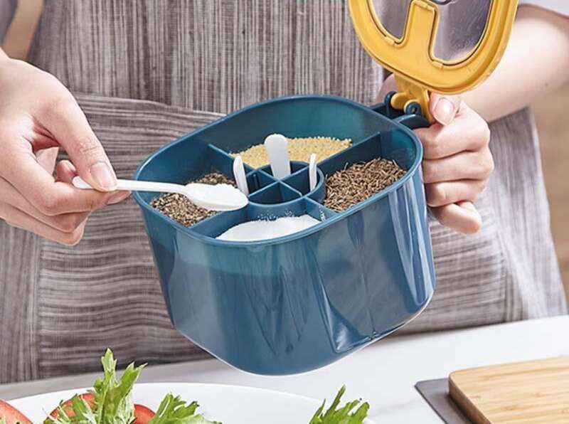 Set Kombination Salz Topf Vier In Einem Haushalts Küche Große Kapazität Gewürz Box Mit Deckel Und Löffel Lieferung_voghion.com