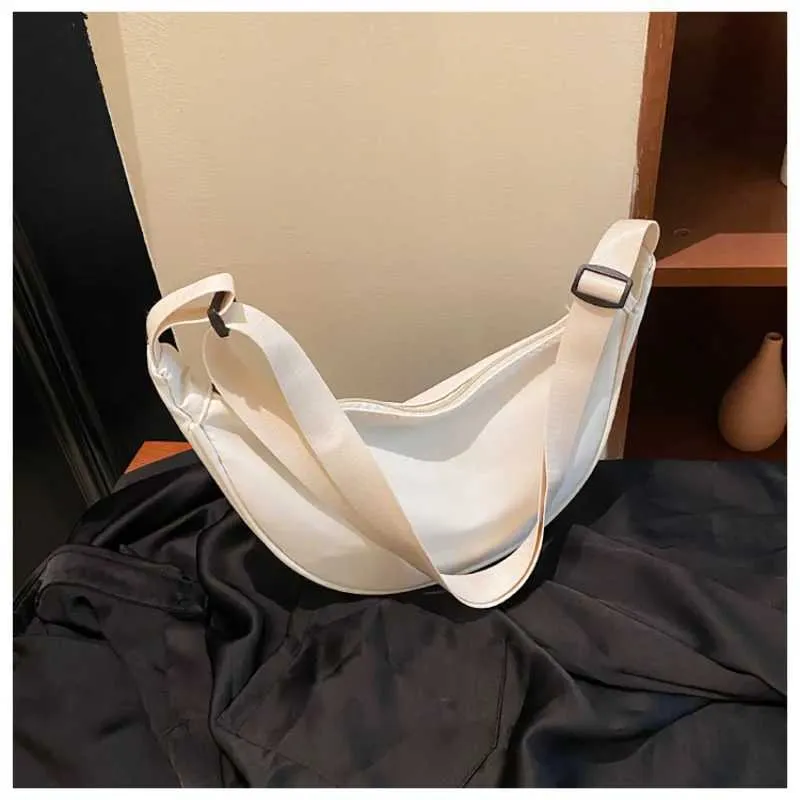 Einfaches Design Damen Umhängetasche Mode Damen Nylon Hobos Kleine Schultertaschen Vintage weibliche Mädchen Geldbörse Tuch_voghion.com