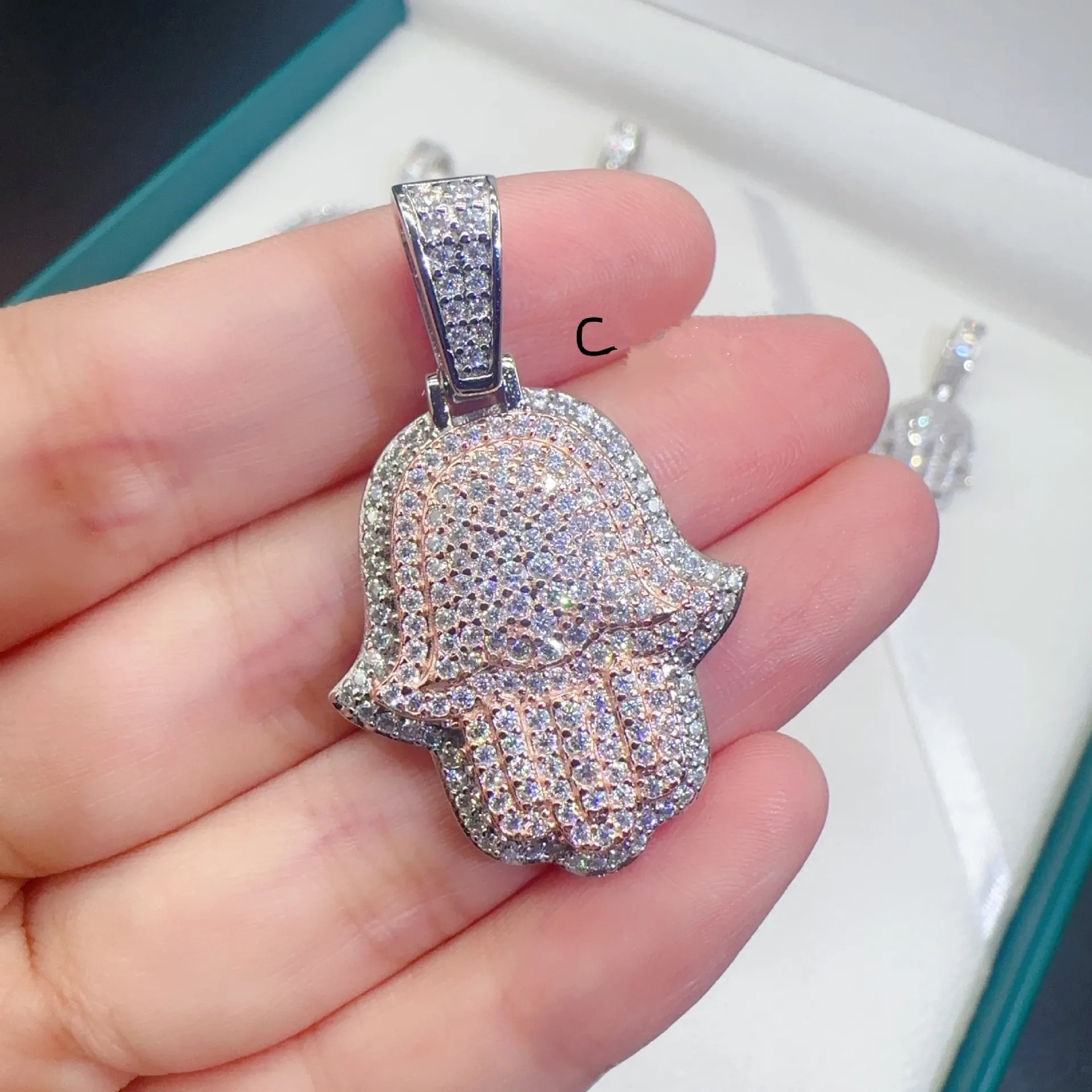 Joias de hip hop Srling Sier VVS Moissani Iced Out Hamsa Pingente de mão para homens Pass Dias Tesr com GRA_voghion.com