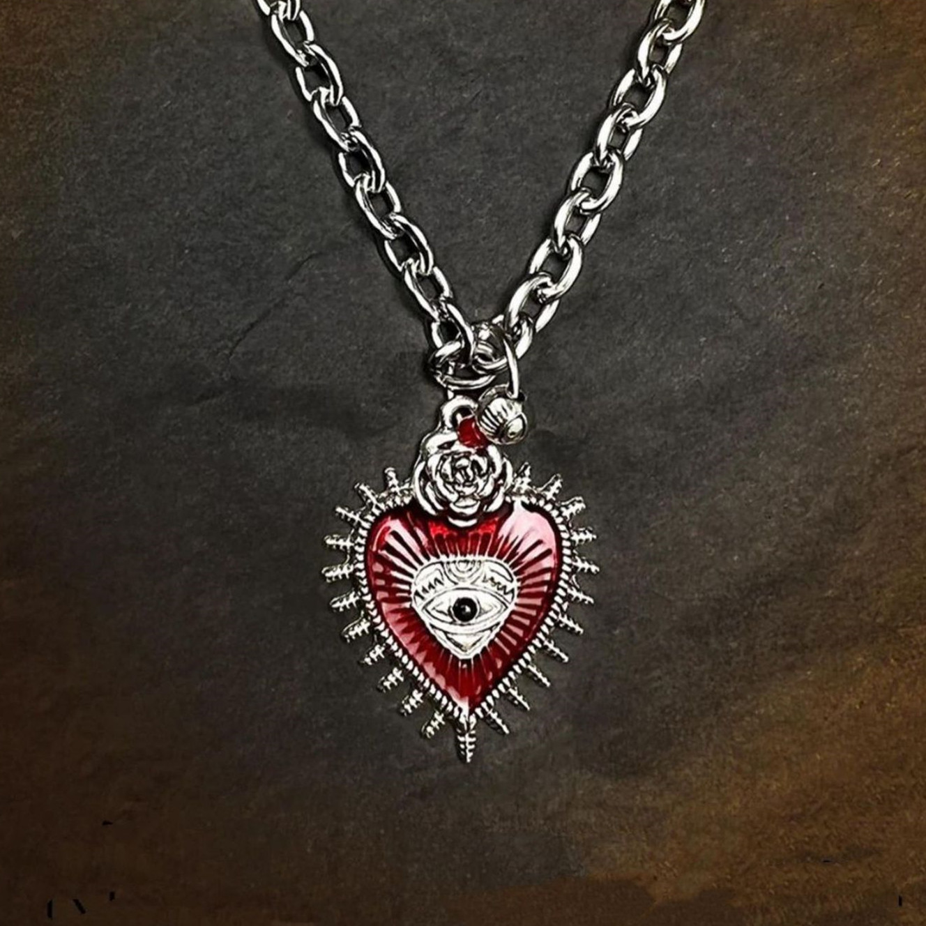 Gothic Heart Flower Cross Pendant Necklace For Women And Men_voghion.com