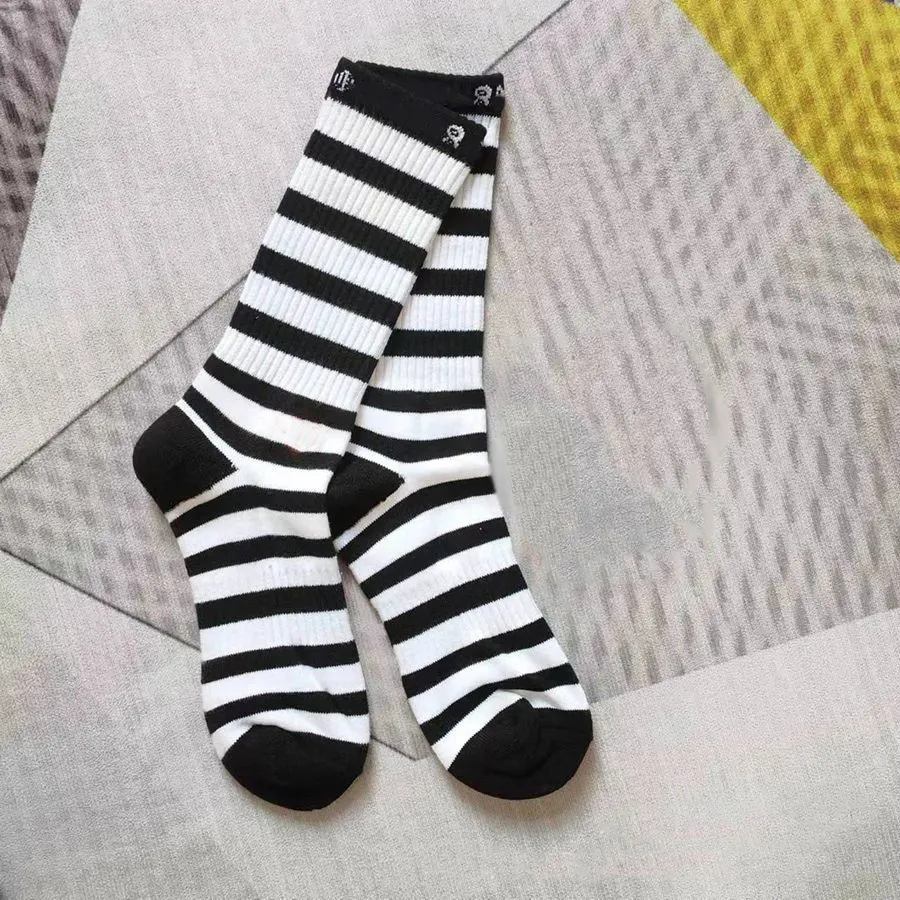 Men Women socks Designer stocking classic letter comfortable breathable cotton high quality fashion 15 kinds of color_voghion.com