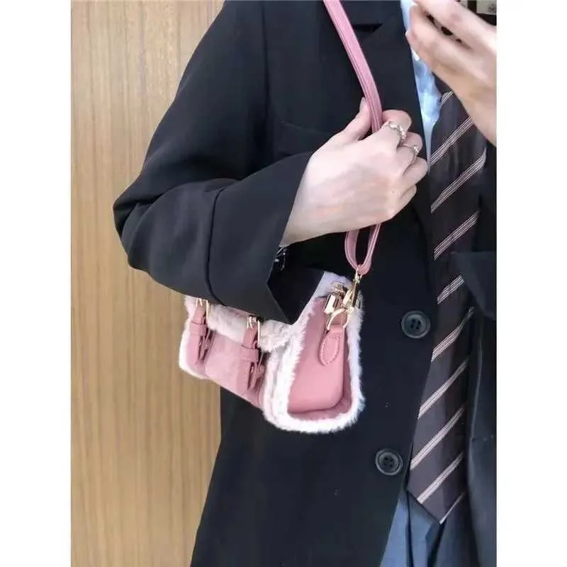 Herbst und Winter Damen Neue High-End Cambridge Einzigartiges Design Plüsch UmhängetascheMobile Tasche für FrauenC241018_voghion.com