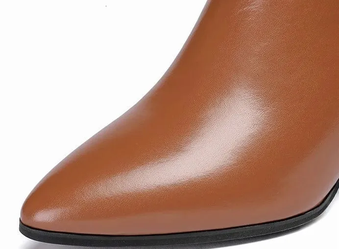 Botas altas elegantes para mujer de cuero marrón para invierno_voghion.com