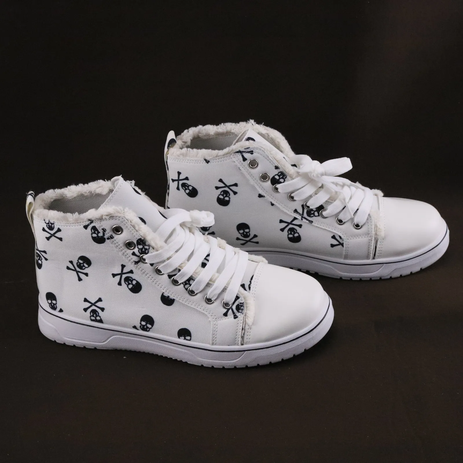 Grote Halloween schedelbot 3D geprinte hoge veterschoenen van canvas, platte bodem boardschoenen voor dames_voghion.com