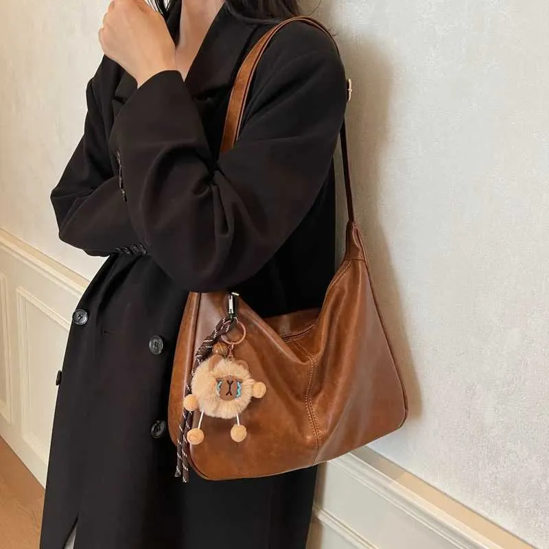 Borsa a tracolla donna e borsa a spalla elegante per autunno_voghion.com