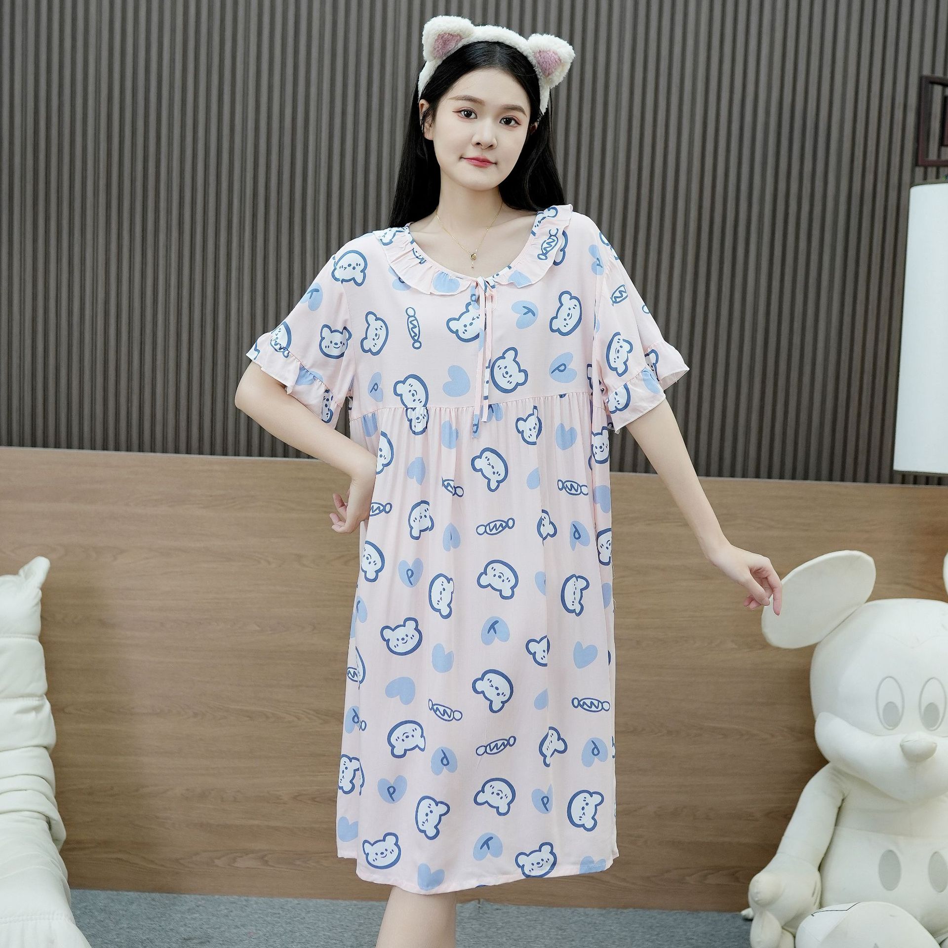 Women's Sleepwears  Sweet and lovely print home wear thin short sleeve pajamas ruffled dress_voghion.com