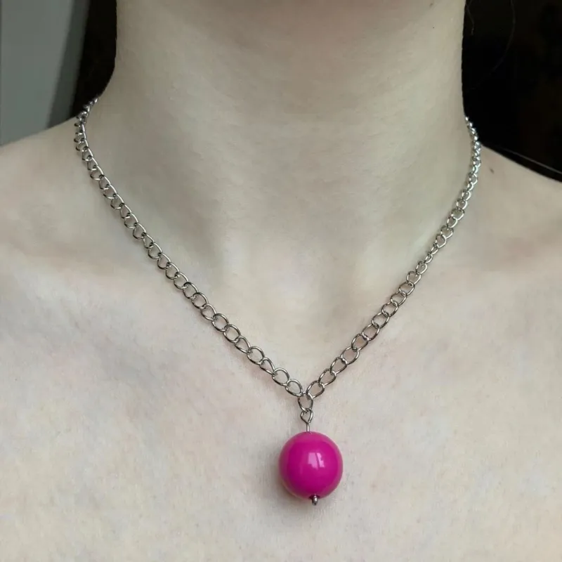 Colliers pendentifs Collier en résine élégant avec breloque boule colorée Chaîne de cou à la mode_voghion.com