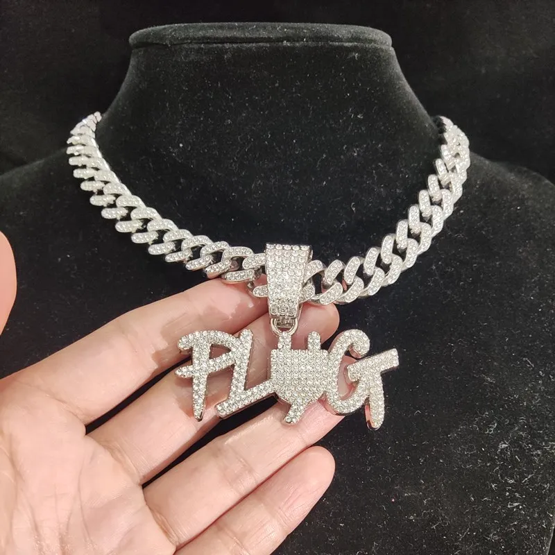 Colliers pendentifs hommes femmes Hip Hop PLUG collier lettre avec chaîne cubaine en cristal de 13 mm HipHop Iced Out Bling Fashion_voghion.com