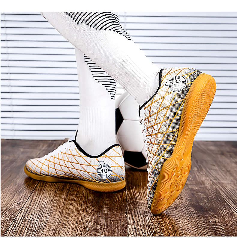 Erkek Futbol Futbol Ayakkabıları Profesyonel Hafif Açık Hava Nefes Alabilir Kaymaz Futsal Kapalı Antrenman Ayakkabıları Unisex Çim_voghion.com