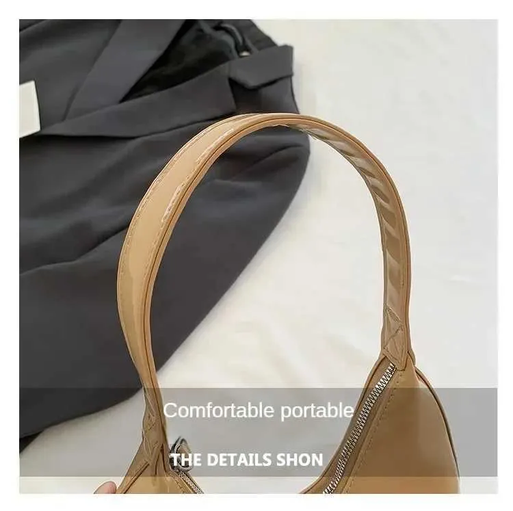Trendy Designer Solid Schëllertaschen fir Fraen Handtaschen a Portemonnaien 2024 Nei Moud Lackleder Ënneraarm Damen_voghion.com