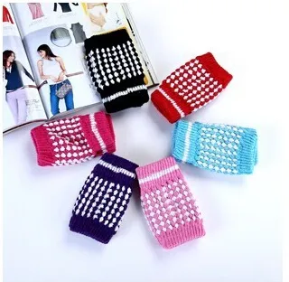 Winter High quality woman and man wool Fingerless Gloves Computer typing magic Pineapple half gloves dot 6colors_voghion.com