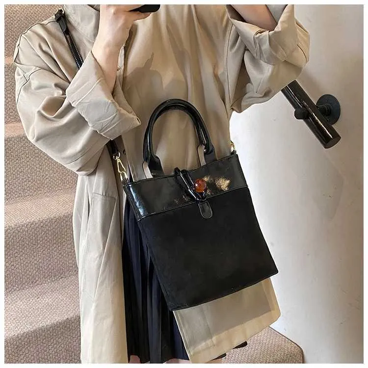 Stylish Women's Suede Patchwork Crossbody Shoulder Handbag Set_voghion.com