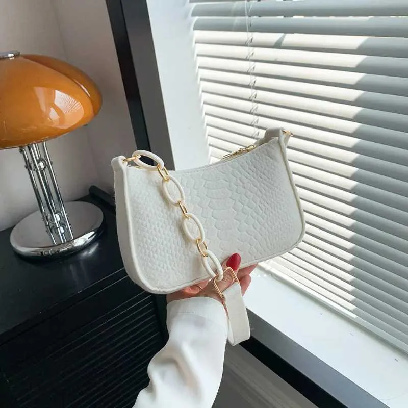 Portabel Handtasche Kontrastfaarweg Tasche Stylesch Ënneraarm Casual A Modesch Grouss Kapazitéit Dammetaschen_voghion.com