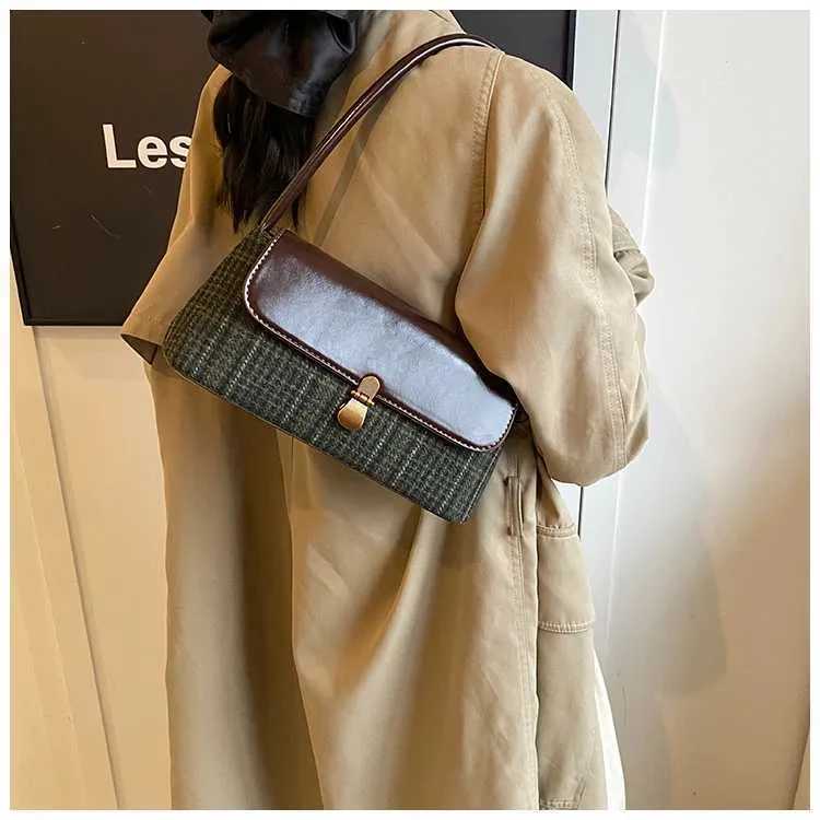 Shoulder Bag England Style Large Pu Flap Bag For Women Commute_voghion.com