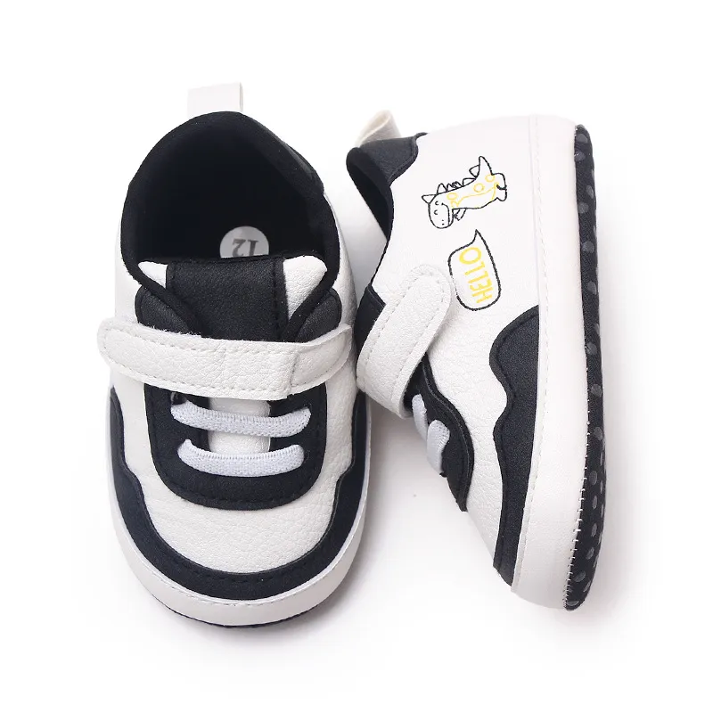 Baskets de sport pour nouveau-nés garçons et filles, imprimé lettres de dessin animé, premiers pas pour bébés, pieds mignons, antidérapants, pré-marcheurs_voghion.com