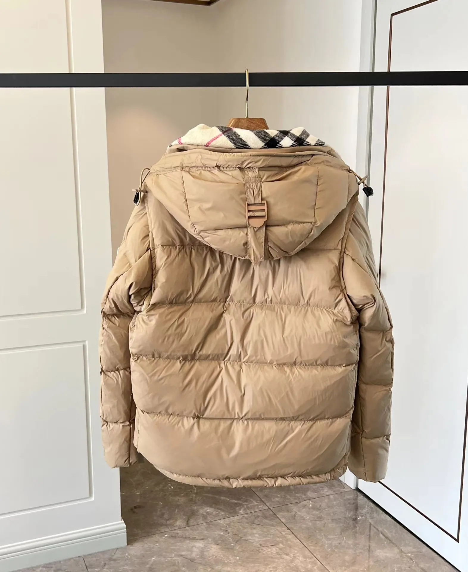 Men's & Women's Winter Puffer Coat: Hooded Parka Jacket Mens - Warm, Waterproof, Windproof Outwear With Fur Trim,_voghion.com