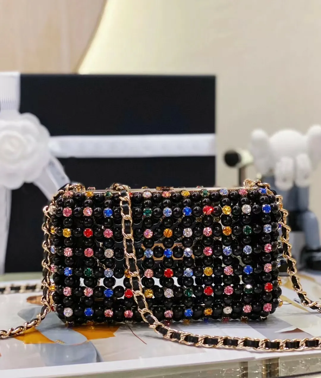 Top Quality Designer Pearls Dinner Beads With Colored Crystal Fancy Box Handbags Gold Metal Frame Lock Clasp Fashion_voghion.com