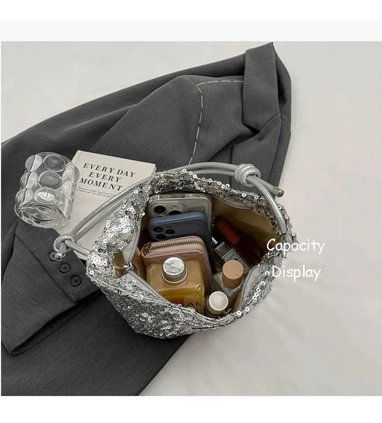 Frauen Pailletten Solide Shiny Stachels Eimer Griff Weibliche Casual Pendeln Schulter Pack Dame Weiche Große Kapazität_voghion.com