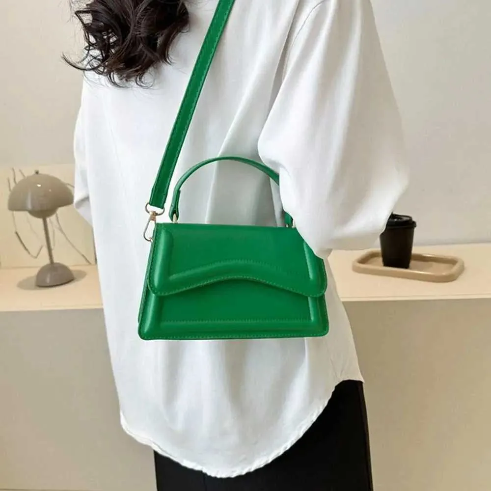 Sac messager en cuir PU tendance pour femmes, sacs à main de couleur unie, sacs à bandoulière élégants pour loisirs, sacs à bandoulière pour femmes Ba241108_voghion.com