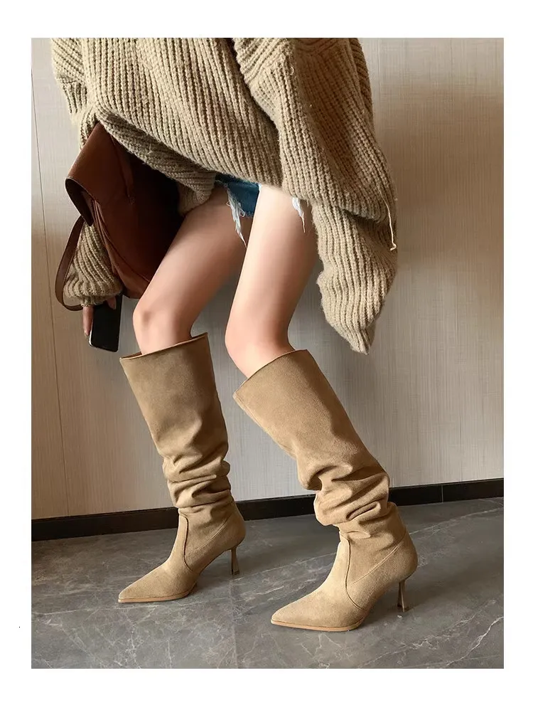 Designer-Stiefel im amerikanischen Retro-Westernstil für Damen, dünne Absätze, spitze Zehen, gestapelte breite große Röhre, Umfang, würzig_voghion.com
