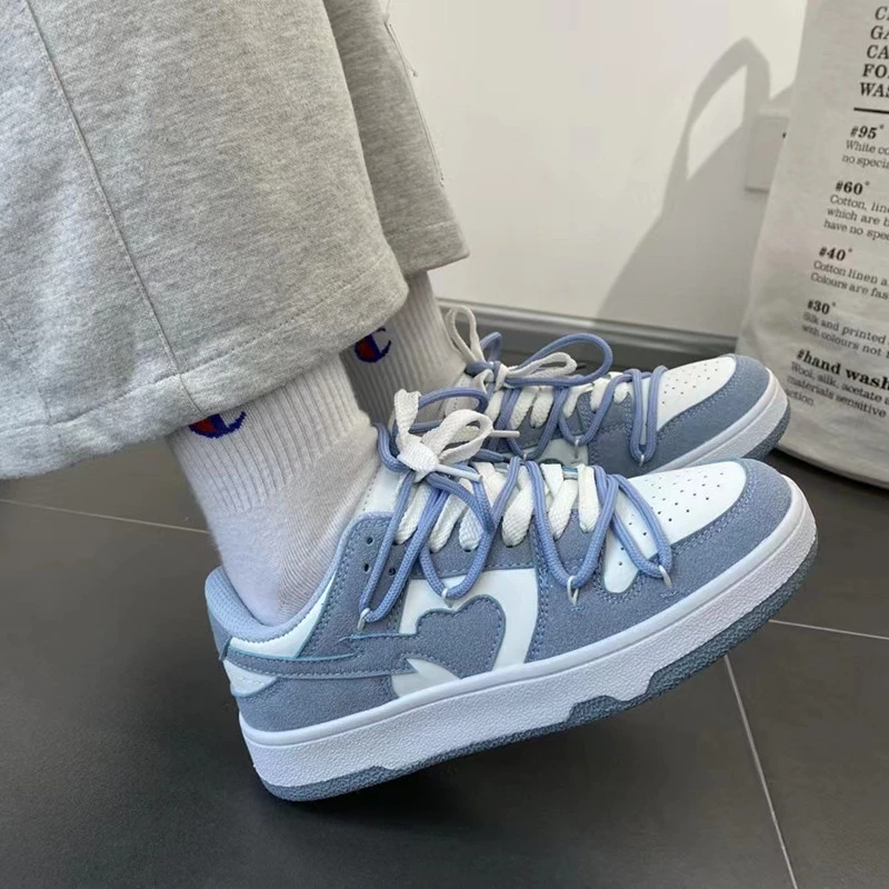 P8 Brand Men Sneakers Heart Casual Light Flat Shoes Ladies Outdoor Casual Color Matching Luxury Vulcanize Casual Shoe Woman Sneaker_voghion.com