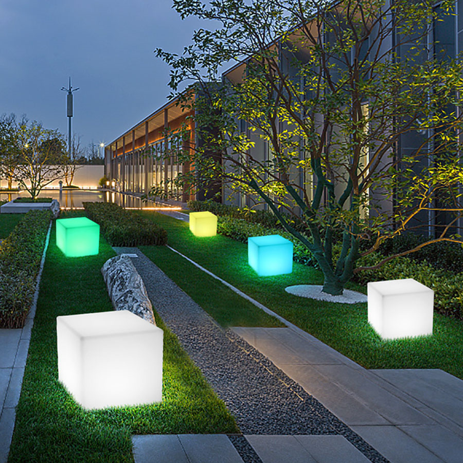 Thrisdar 30CM 40CM Led illuminato Mobili Bar LED Cubo Sedile Sedia Luce notturna Sgabelli da bar per esterni Lampade da tavolo in plastica_voghion.com