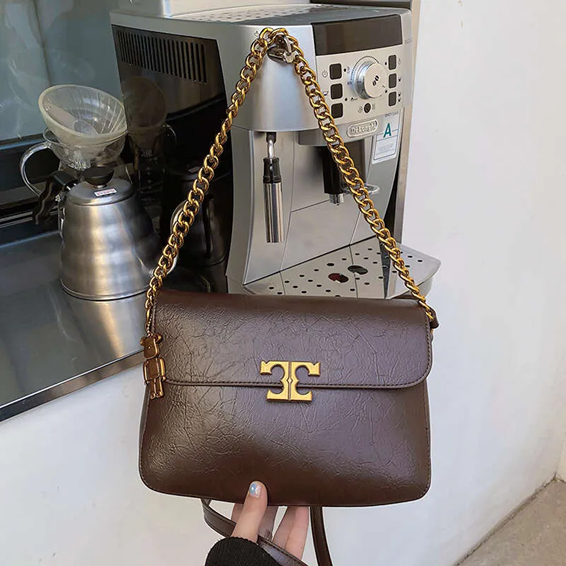 Simple Women's Leather Shoulder Fashion Chain Crossbody Small Square Bag Designer Brand Handbag Ladies Casual Totes_voghion.com