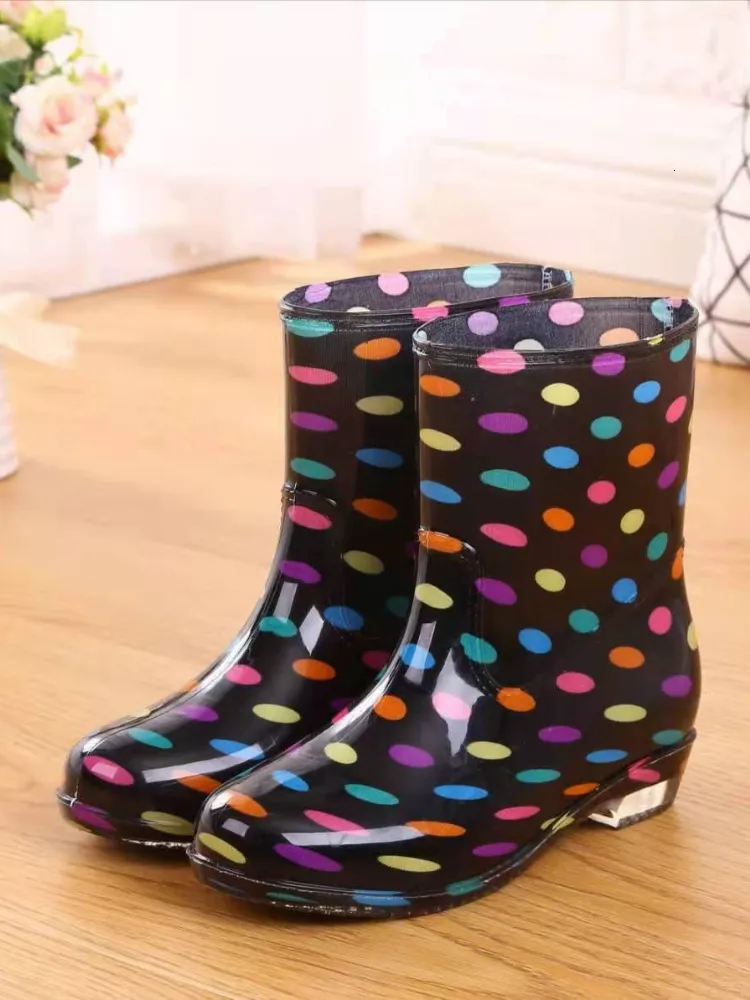 Printed for women work anti and non slip PVC waterproof shoes mid calf rain boots 241031_voghion.com