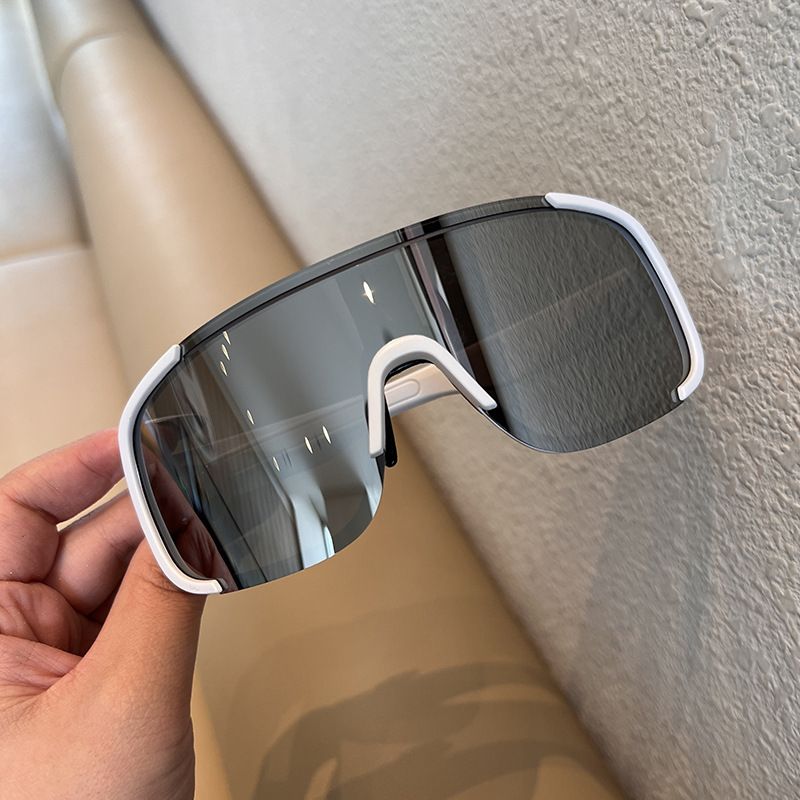 Outdoor sports riding mountaineering skiing windproof protective sunglasses Black super frame slim motorcycle glasses_voghion.com