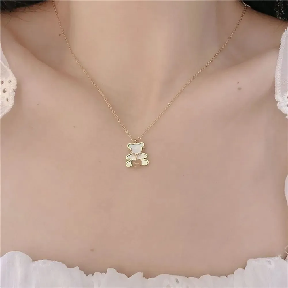 Partnerkette Mit Bären- Und Herzanhänger Aus Edelstahl Silber_voghion.com